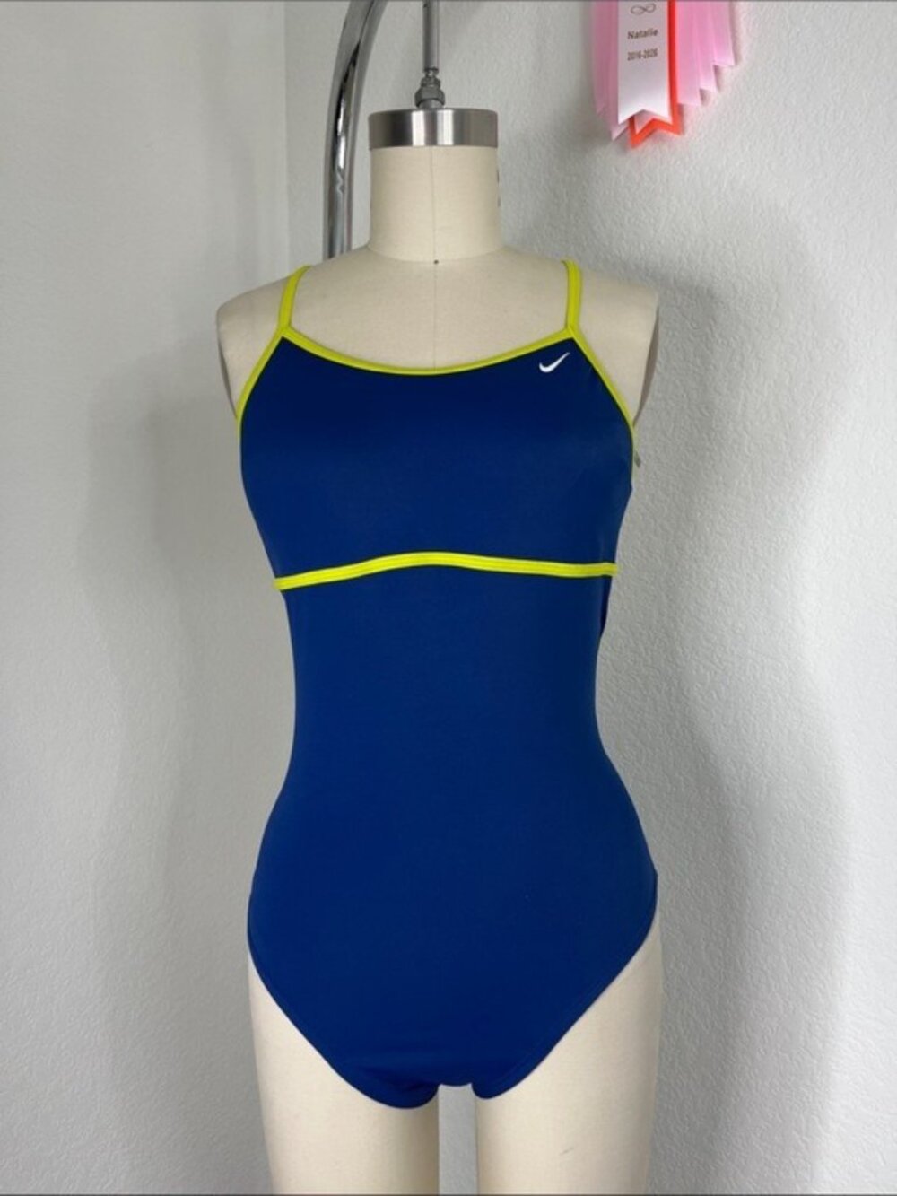 Nike VTG Athletic Swimmers Scoop X Cross Back One Pc Swim Bathing Suit Swoosh